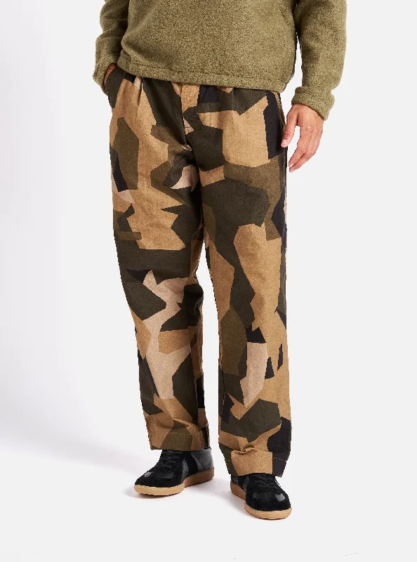 Men's Suits with Patch PocketsUniversal Works Duke Pant in Brown Swedish Camo