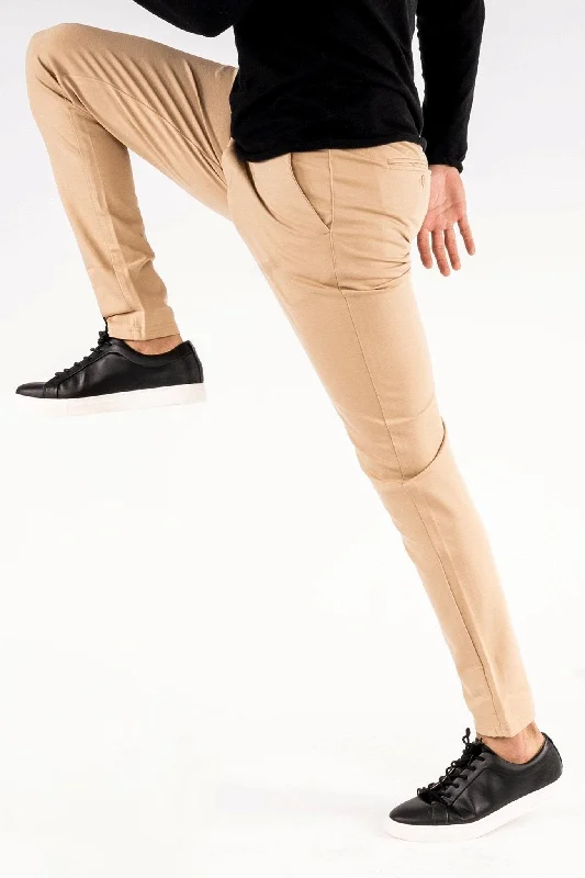 Men's Suits with Half-Canvas ConstructionsPerformance Joggers - Beige