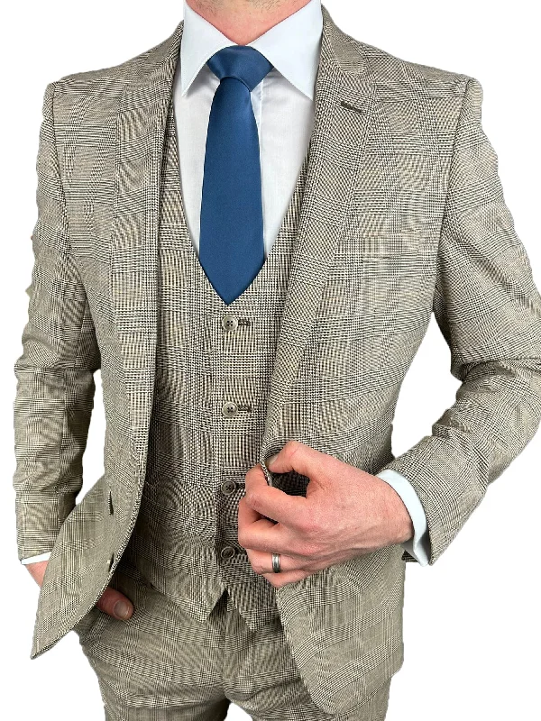 Men's Suits with Unstructured JacketsCheck Suit