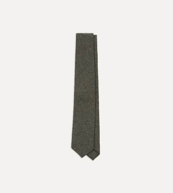 Men's Suits with Athletic FitsGrey Brushed Solid Hand Rolled Wool Tie