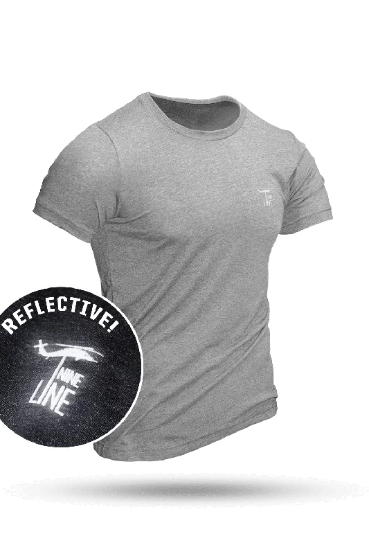 Men's Shirts with Pleated HemlinesReflective Dropline Logo - Athletic T-Shirt