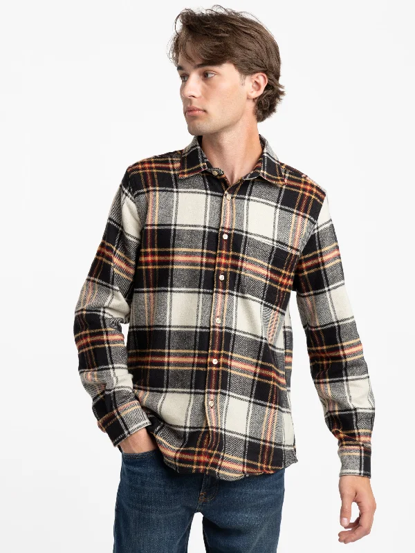 Men's Weekend Shirts for Leisurely OutingsArc Check Shirt