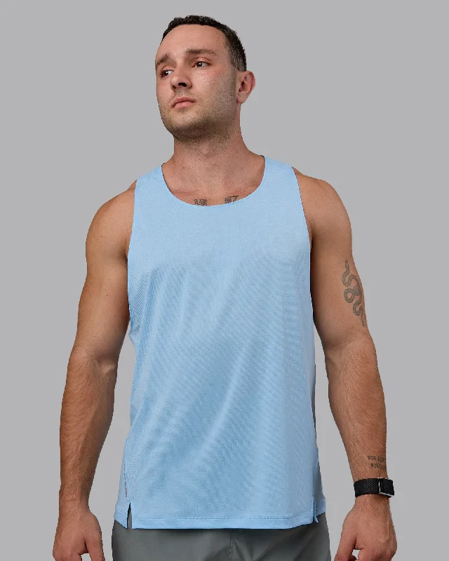 Men's Shirts with Graphic SleevesPace Running Tank - Glacial Blue