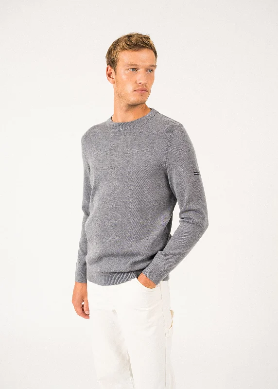 Men's Shirts for Beach OutingsCruiser round neck jumper - in soft wool (GRIS)