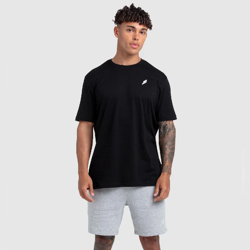 Men's Shirts with Raw-Edge HemlinesEssential Regular Fit Tee - Black