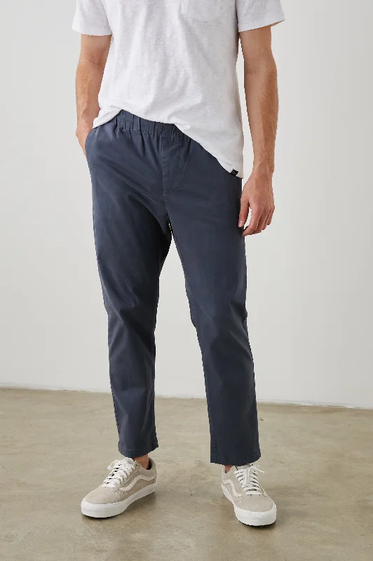 Men's Jeans with PocketsJULIAN PANT - FADED BLUE