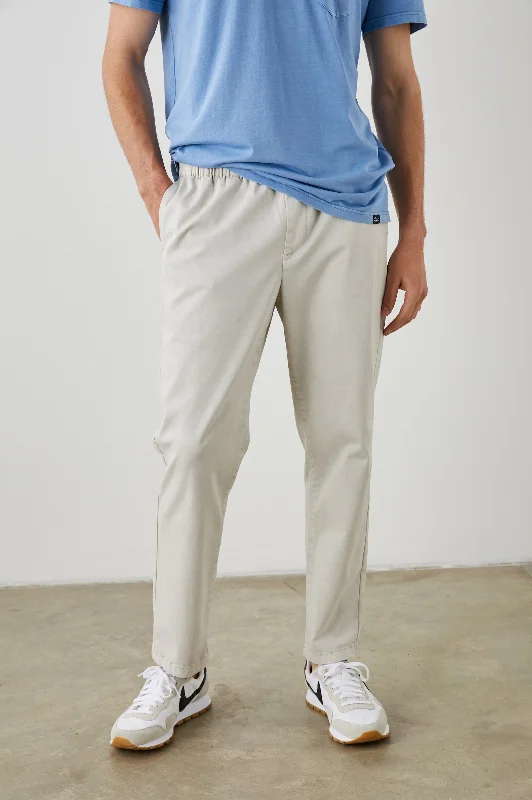 Men's Jeans for a Casual LookJULIAN PANT - NATURAL