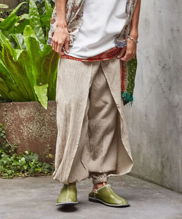 Men's Pants with Functional PocketsEffortless Bohemian Pants for Men