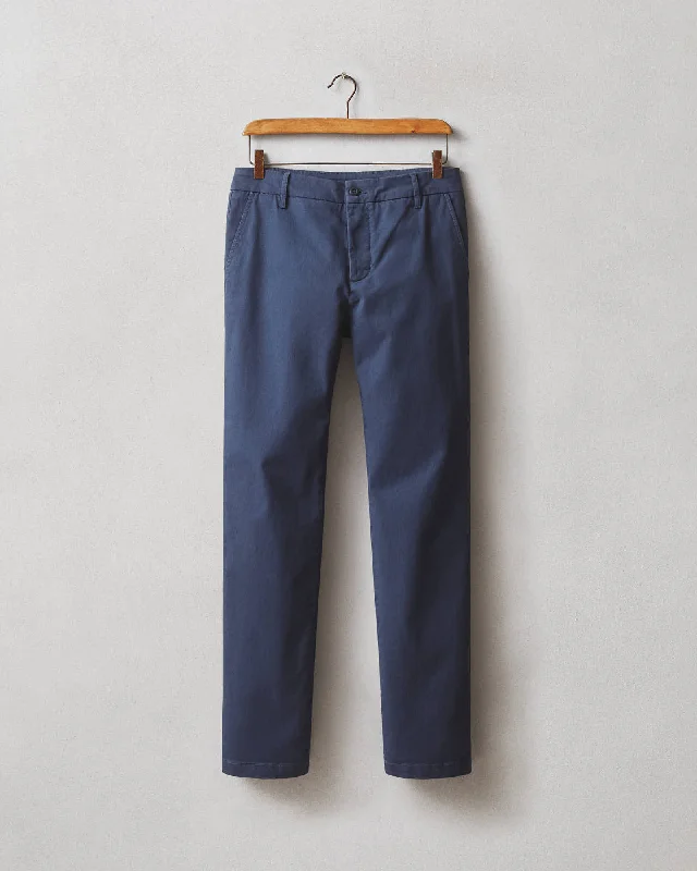 Men's Straight-Leg Jeans for a Classic FitSawbuck Chino - Spellbound